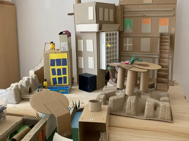 Blick in den Raum der Schule der Phantasie