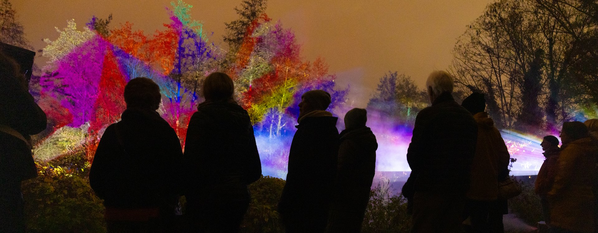 Illumination an der Uferpromenade; Klick zeigt Bild in größerer Darstellung. 