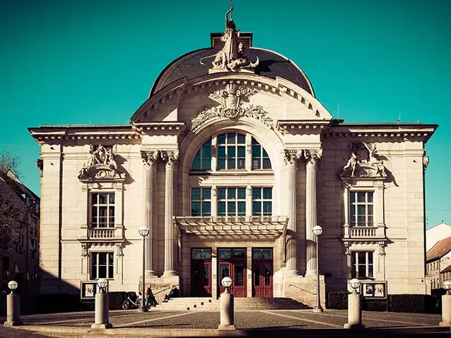 Stadttheater Fürth Frontalansicht des neobarocken Stadttheaters.