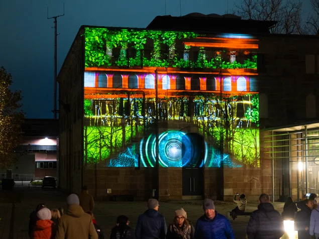 Illuminiertes Kulturforum; Klick zeigt Bild in größerer Darstellung. 