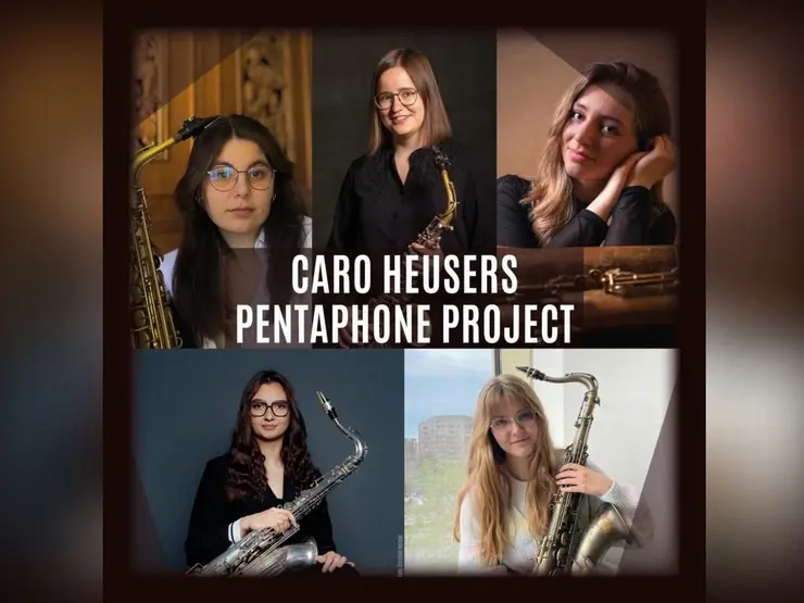 Potraitbilder der fünf Musikerinnen mit Text Caro Häusers Pentaphone Project
