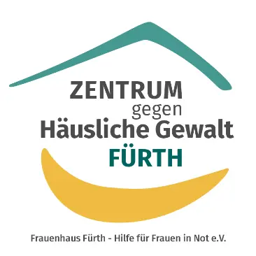 Grünes Dach und gelbe, mondförmige Fläche. Dazwischen der Text: Zentrum gegen häusliche Gewalt Fürth.