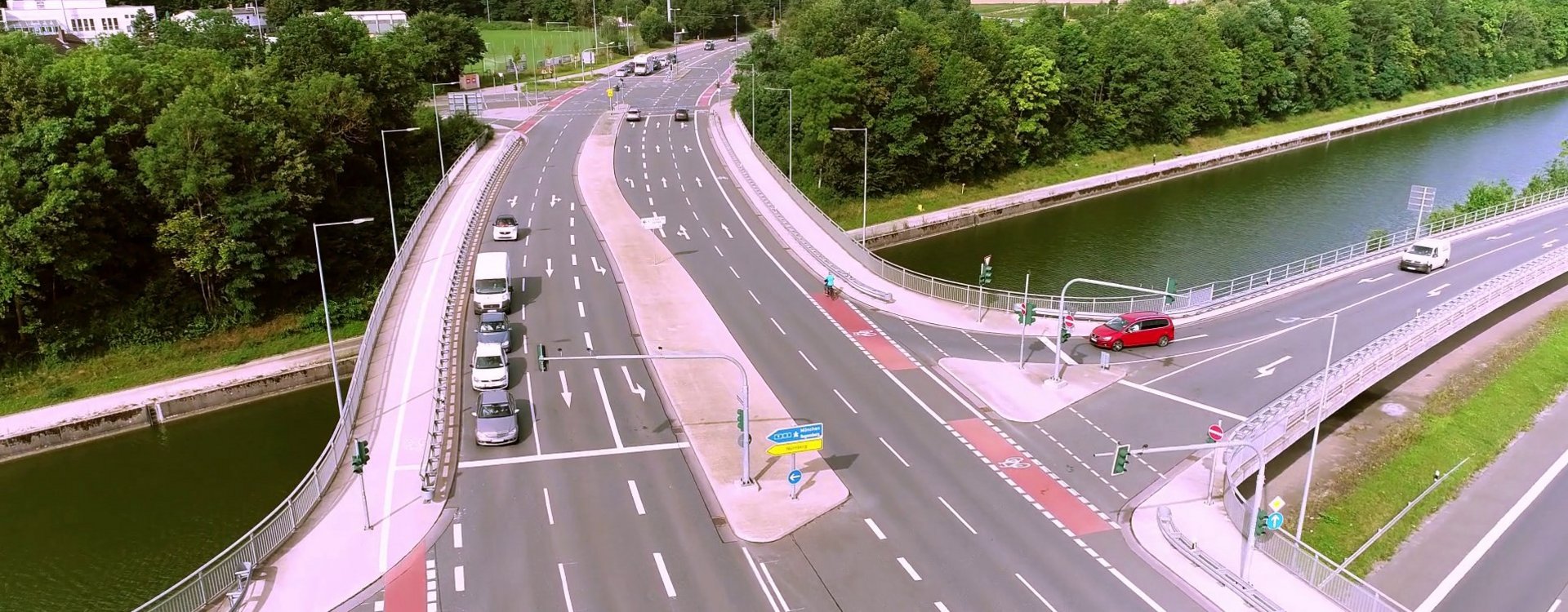 Luftaufnahme einer Straße im Westen Fürths