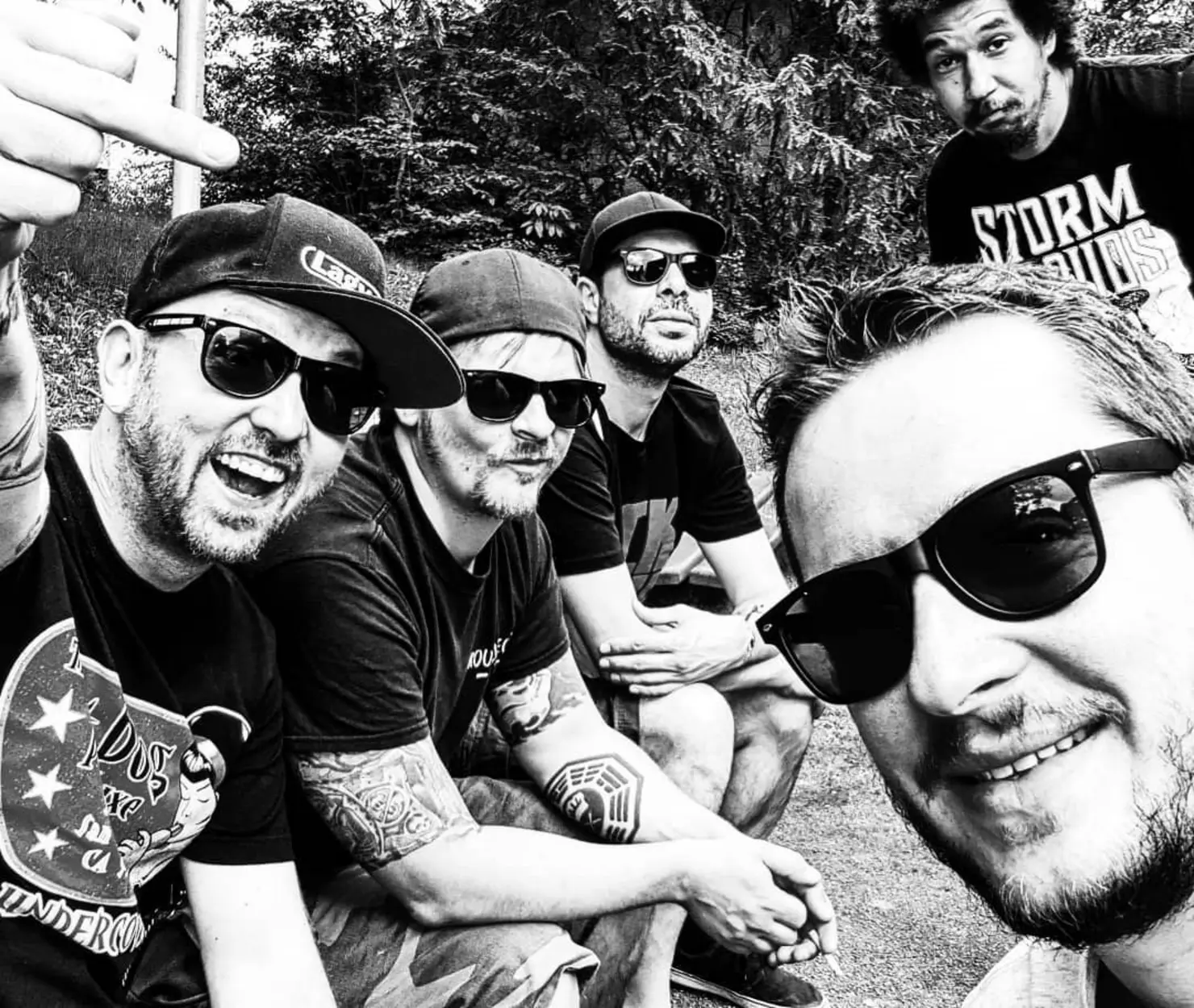 Bandfoto Money left To Burn
