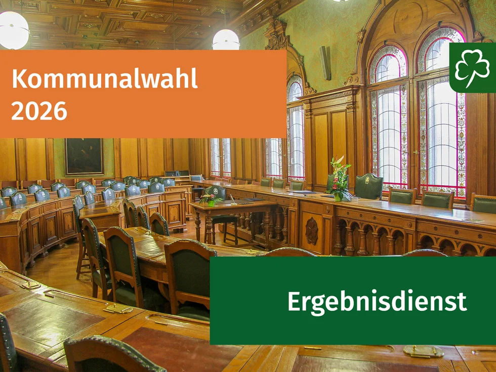 Grafik mit dem Logo der Stadt Fürth, dem Text „Kommunalwahl 2026, Ergebnisdienst“ und Foto vom Stadtrats-Sitzungssaal.