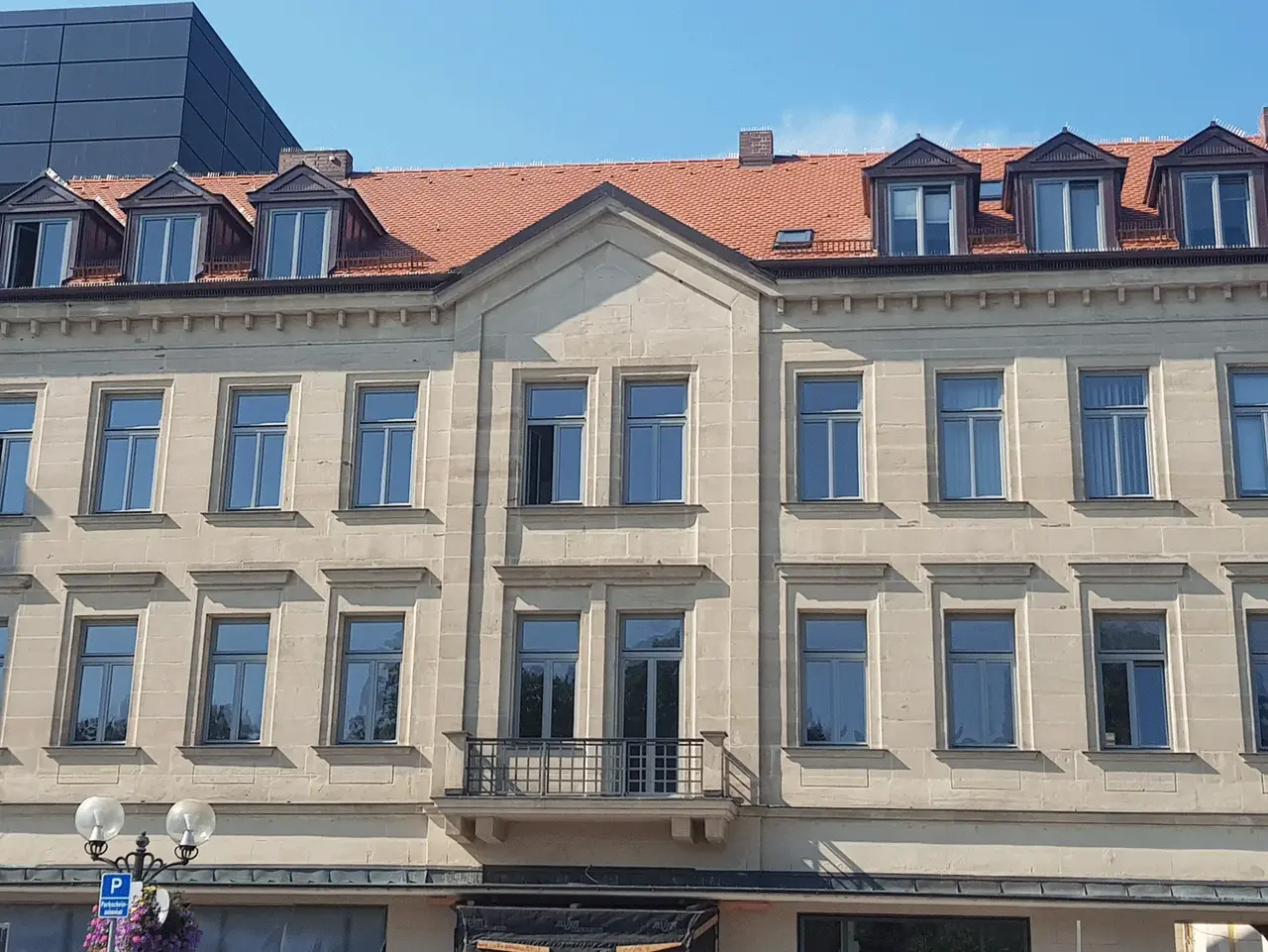 Fürther Freiheit 6 Fassade des Gebäudes an der Fürther Freiheit 6