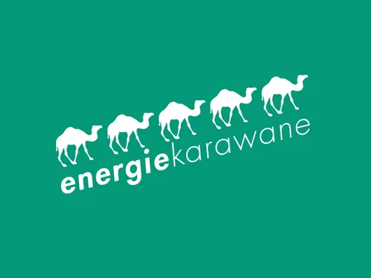 Illustration von Kamelen mit der Aufschrift "Energiekarawane". Klick öffnet Bild in größerer Ansicht.