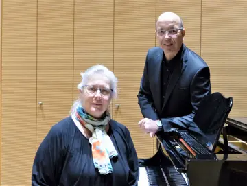Die Pianistin Sigrid Erbe-Sporer und Bariton Joachim Baumann